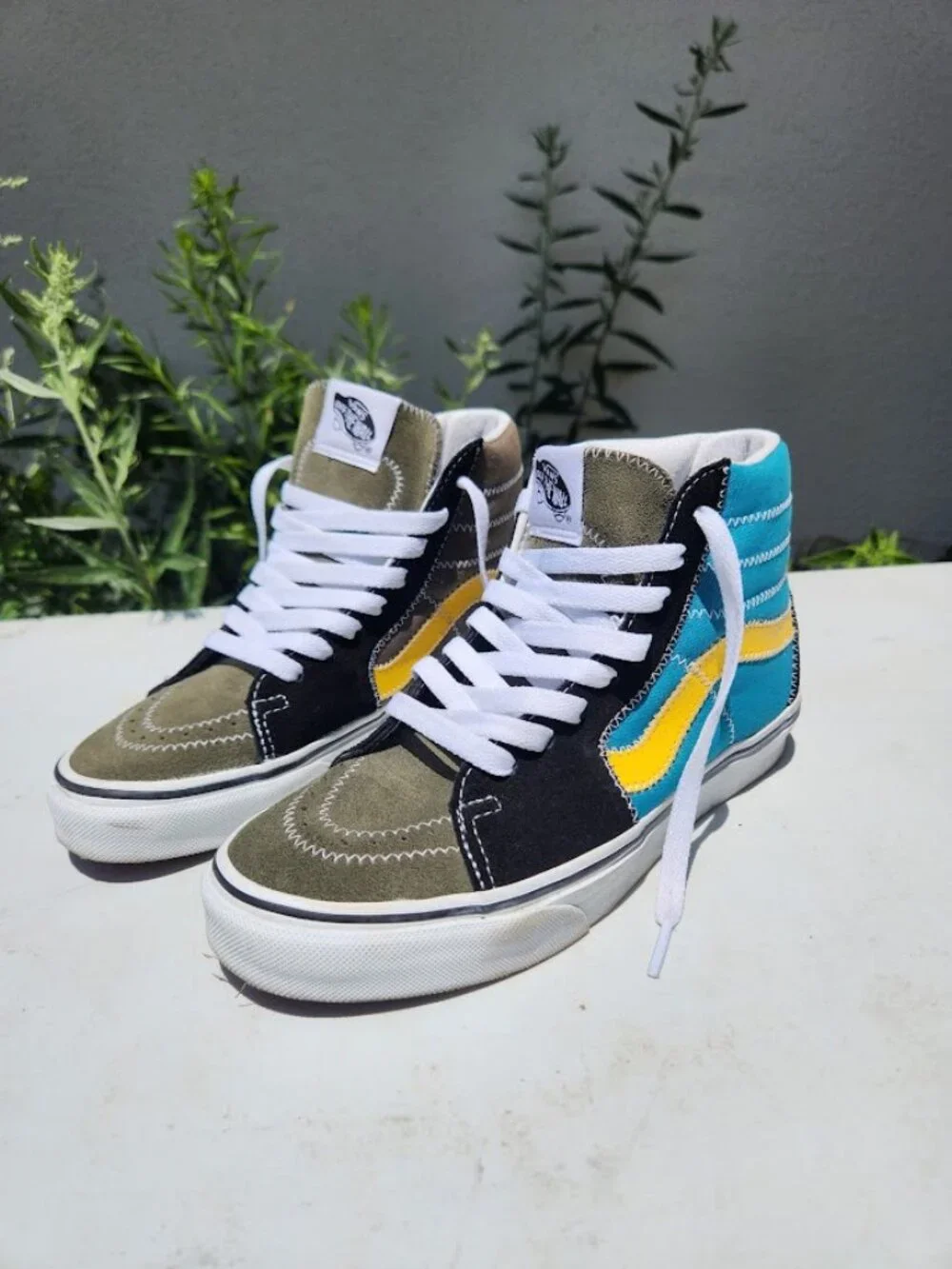Vans Sk8-Hi Zig Zag Sneaker Shoes Suede / Canvas Tennis Shoes Size Women's 5